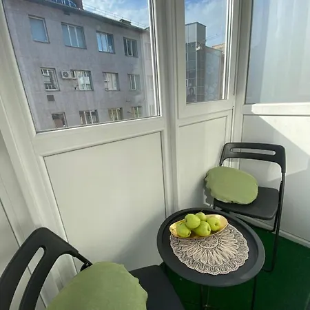 Центр. На Замковій. Комфортна Квартира Поруч З Озером Та Парком Ternopil Exterior photo